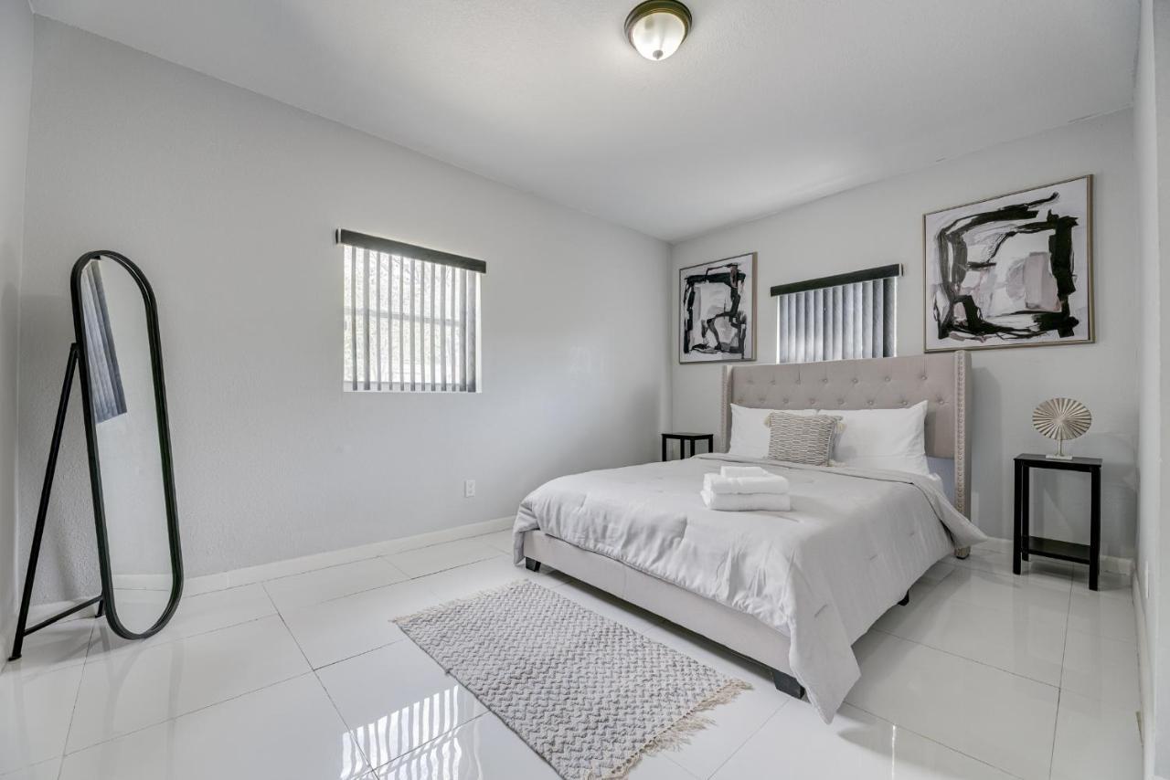 Deco Drive Miami • Near Hard Rock Stadium • South Beach • Wynwood Экстерьер фото